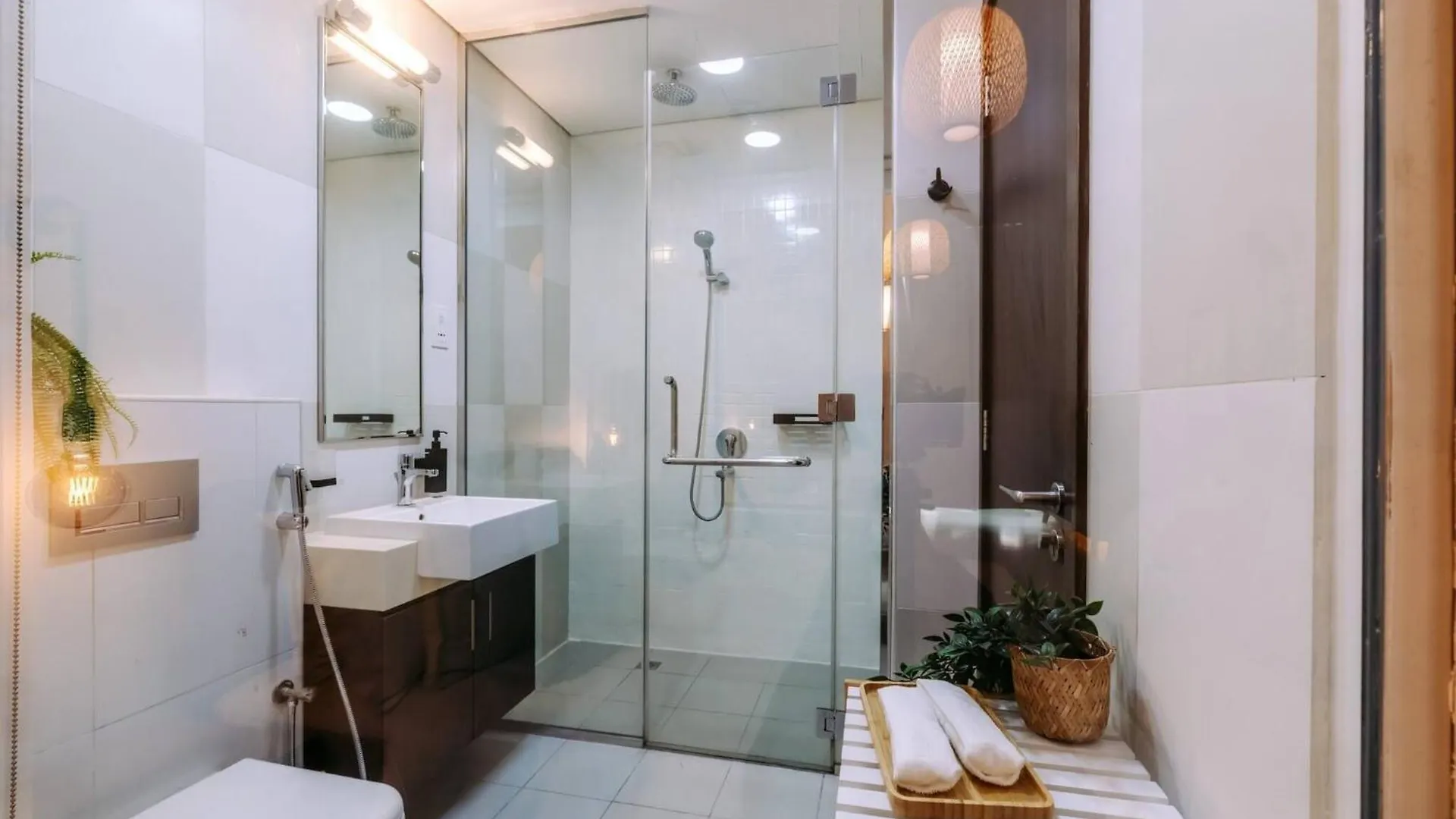 Apartment Beachfront Bliss On The Palm Jumeirah Dubai United Arab Emirates